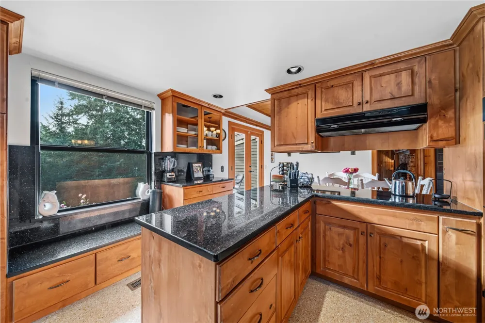 1425 210th Avenue E Lake Tapps, WA 98391