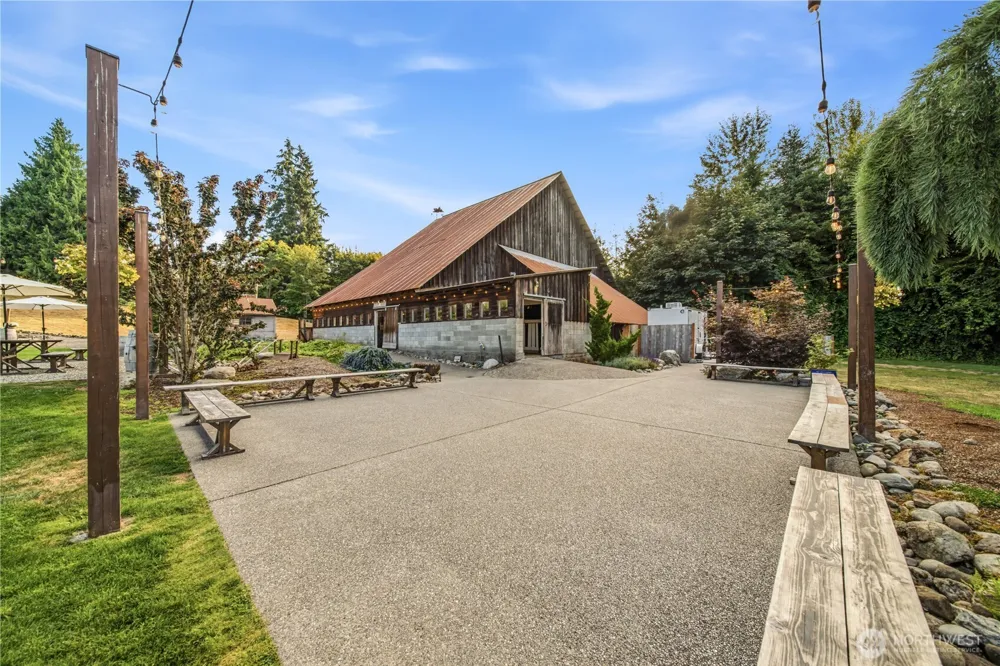 1425 210th Avenue E Lake Tapps, WA 98391