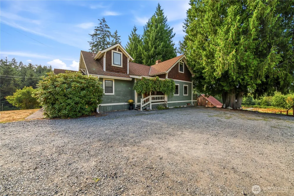 1425 210th Avenue E Lake Tapps, WA 98391