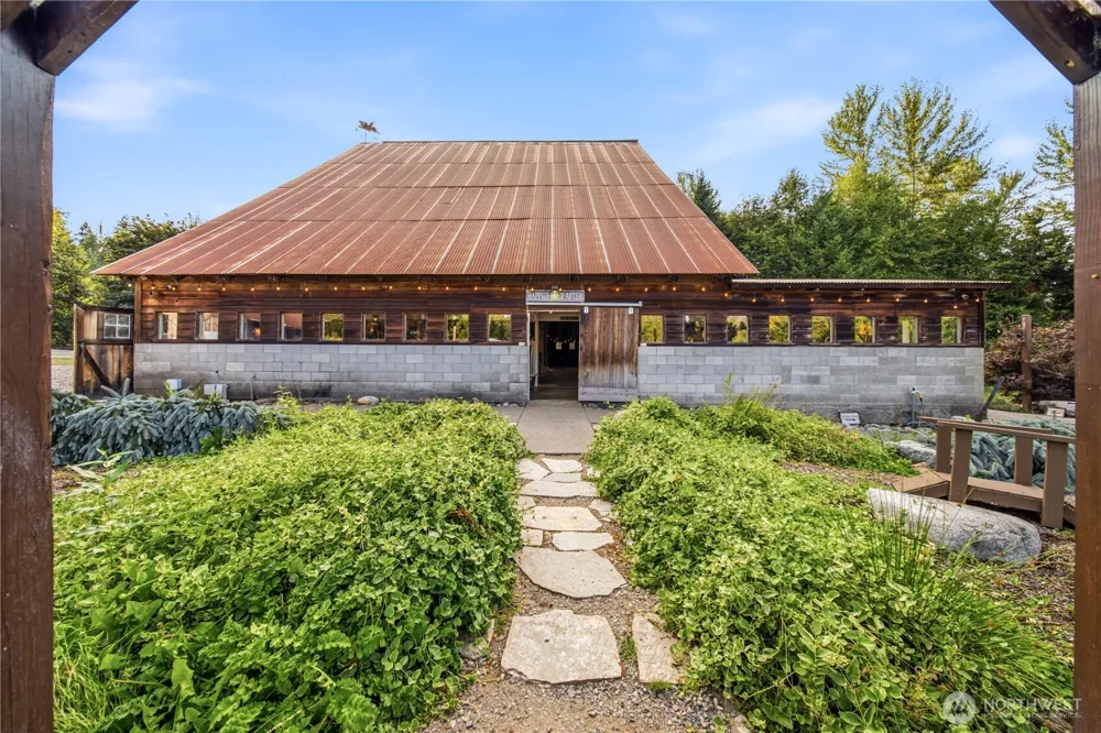 1425 210th Avenue E Lake Tapps, WA 98391
