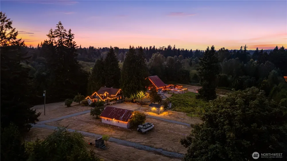 1425 210th Avenue E Lake Tapps, WA 98391