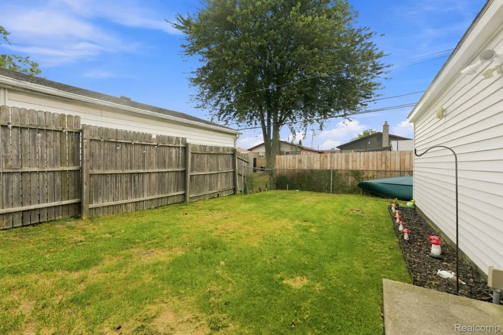 29069 Denison Street Gibraltar City, MI 48173