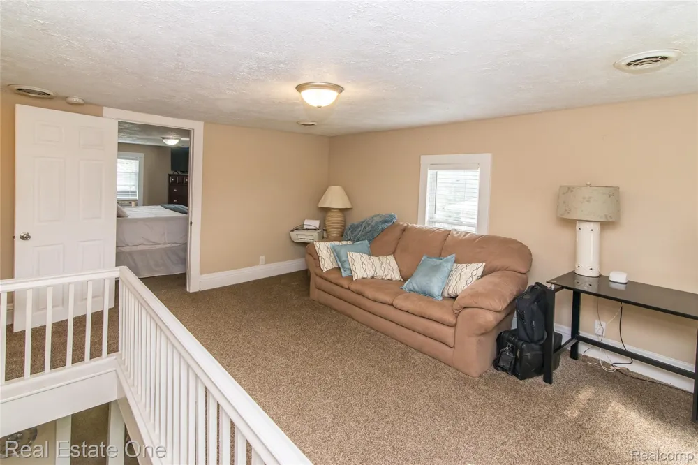 821 Dearborn Street Howell City, MI 48843
