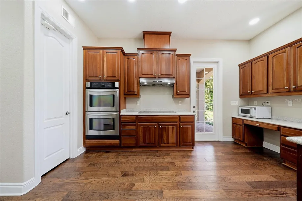 9244 RHEA DRIVE Odessa, FL 33556