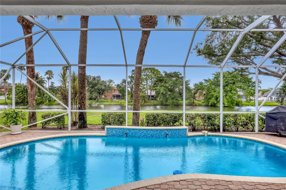 2063 RESTON CIRCLE Royal Palm Beach, FL 33411