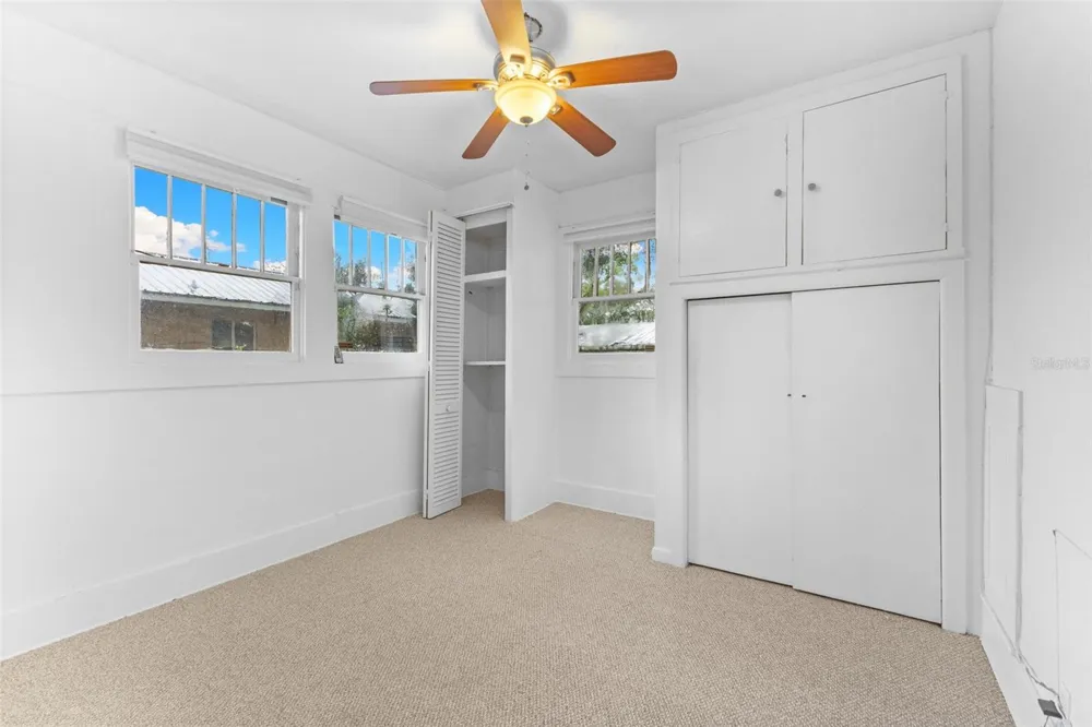 304 W FLORA STREET Tampa, FL 33604