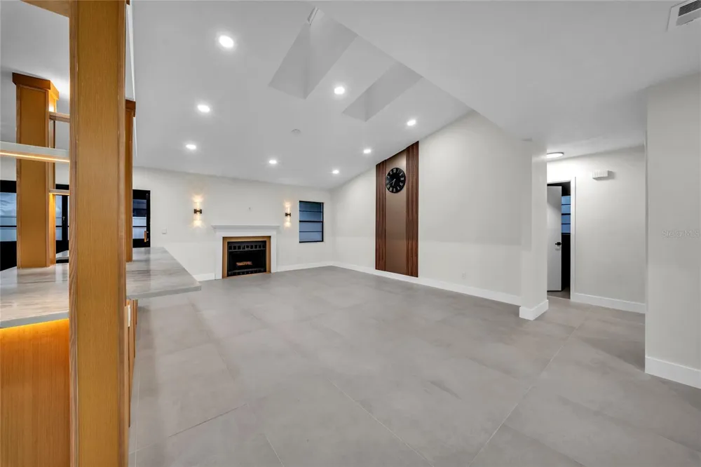 2185 LITTLE BROOK LANE Clearwater, FL 33763