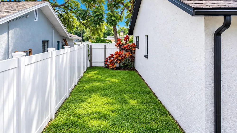 2185 LITTLE BROOK LANE Clearwater, FL 33763