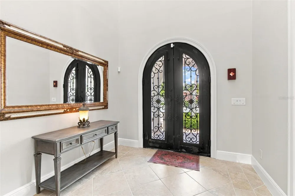 11220 8TH STREET E Treasure Island, FL 33706