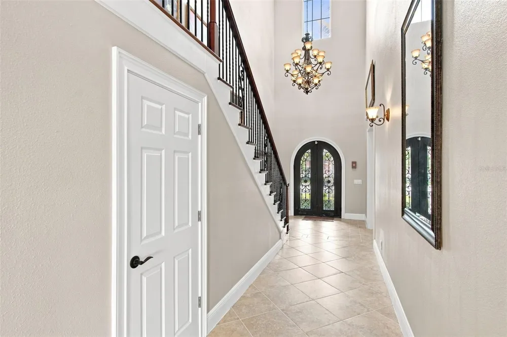 11220 8TH STREET E Treasure Island, FL 33706