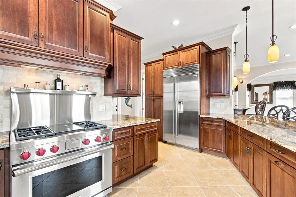11220 8TH STREET E Treasure Island, FL 33706