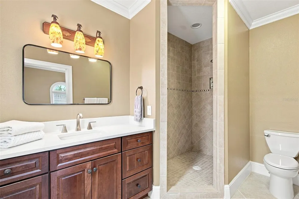 11220 8TH STREET E Treasure Island, FL 33706