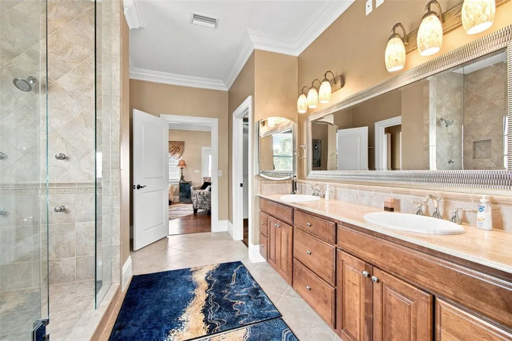 11220 8TH STREET E Treasure Island, FL 33706