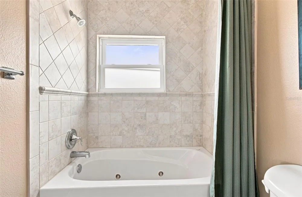 11220 8TH STREET E Treasure Island, FL 33706
