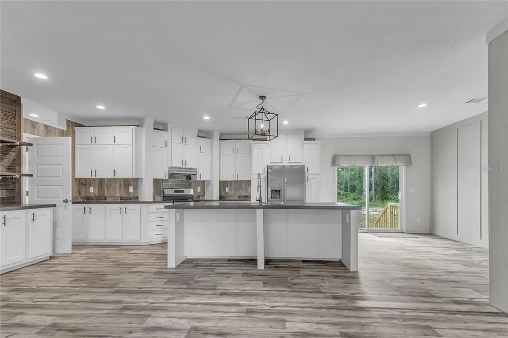 2873 BEECH BOULEVARD Bunnell, FL 32110
