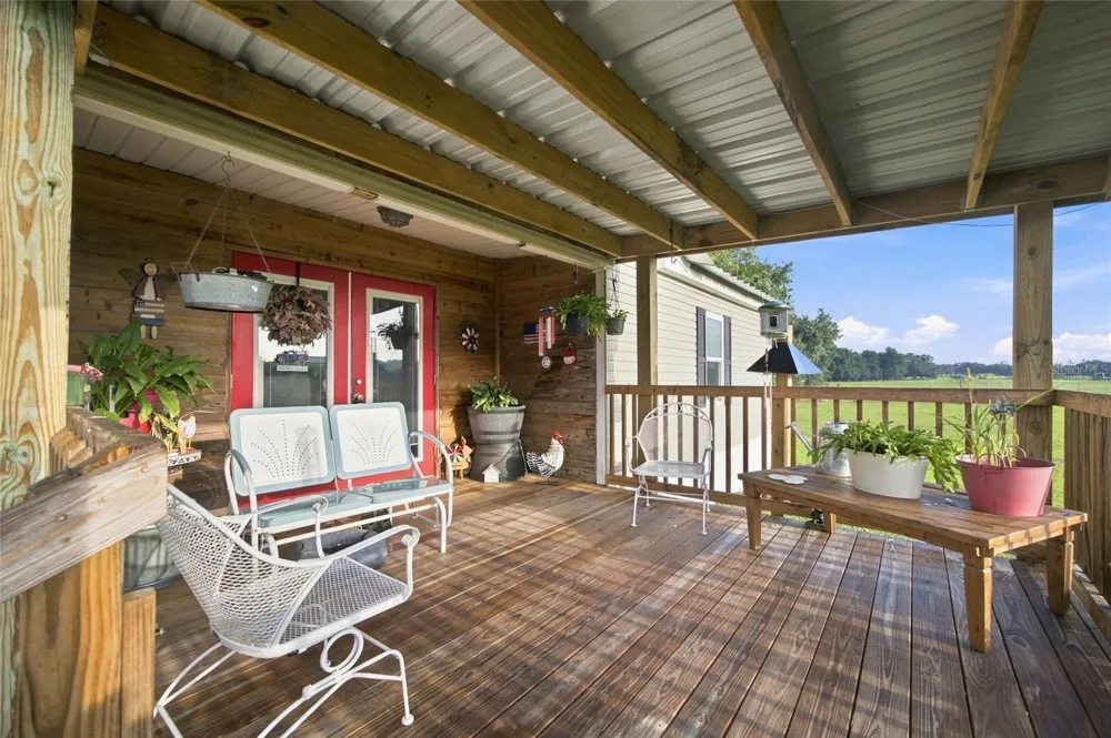 3102 PORTER ROAD Lithia, FL 33547