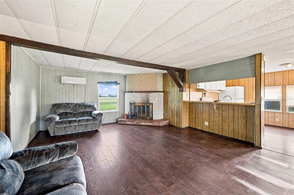 3102 PORTER ROAD Lithia, FL 33547