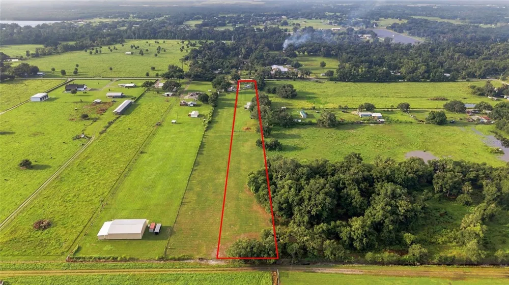 3102 PORTER ROAD Lithia, FL 33547