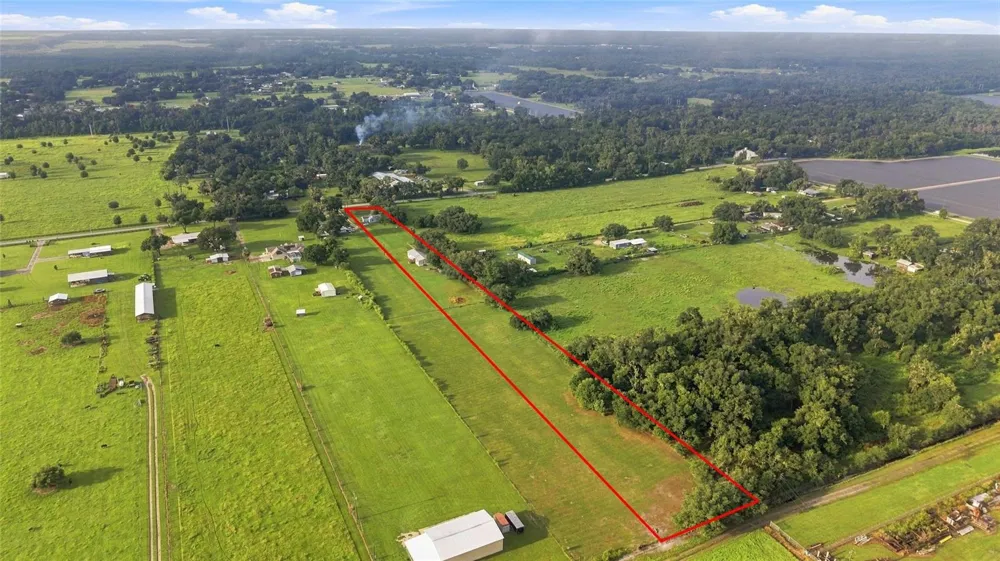 3102 PORTER ROAD Lithia, FL 33547