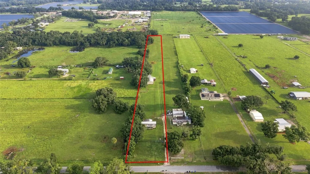 3102 PORTER ROAD Lithia, FL 33547