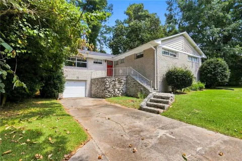 3456 Spring Circle