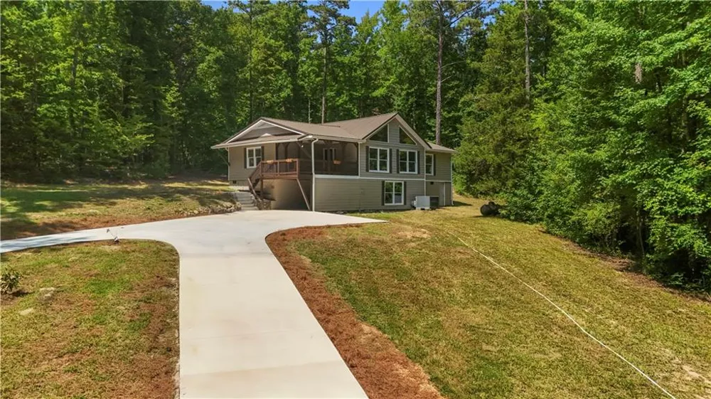1194 Booger Hollow Road SW Lindale, GA 30147