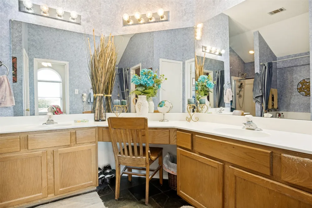 2902 Yukon Drive Corinth, TX 76210