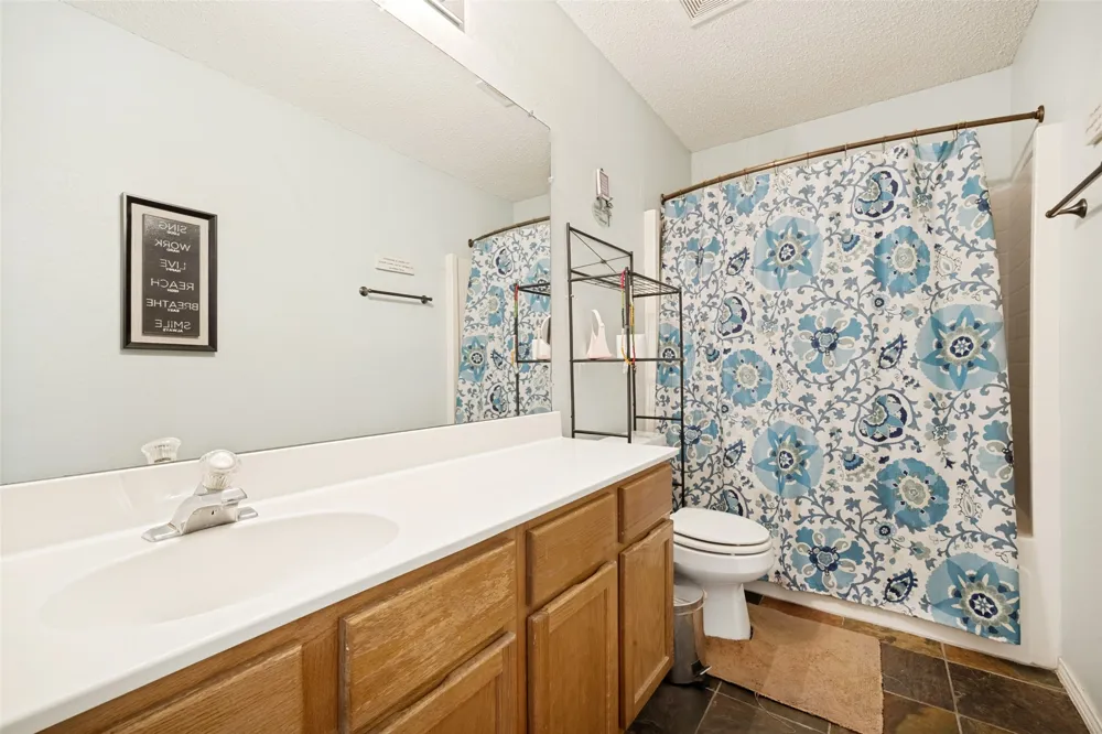 2902 Yukon Drive Corinth, TX 76210