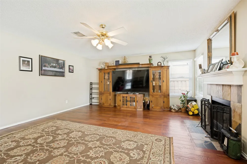 2902 Yukon Drive Corinth, TX 76210