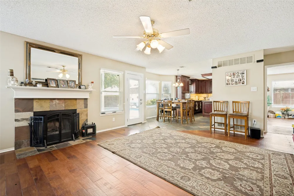 2902 Yukon Drive Corinth, TX 76210