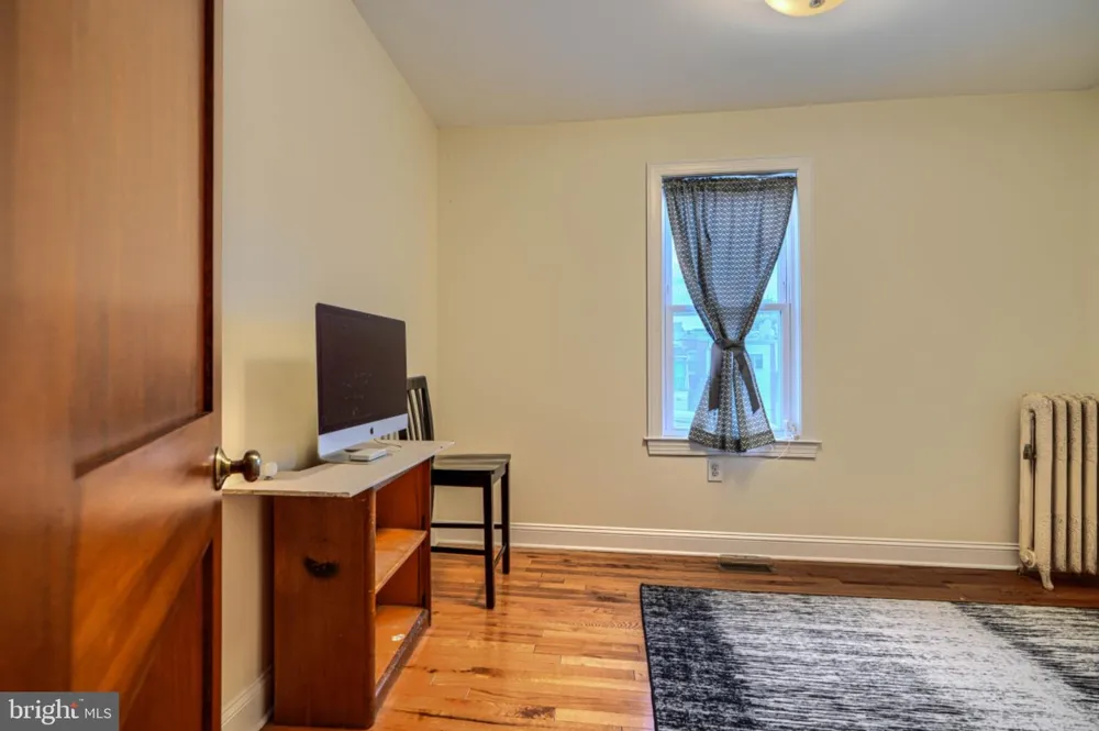 2710 CALVERT STREET Baltimore, MD 21218