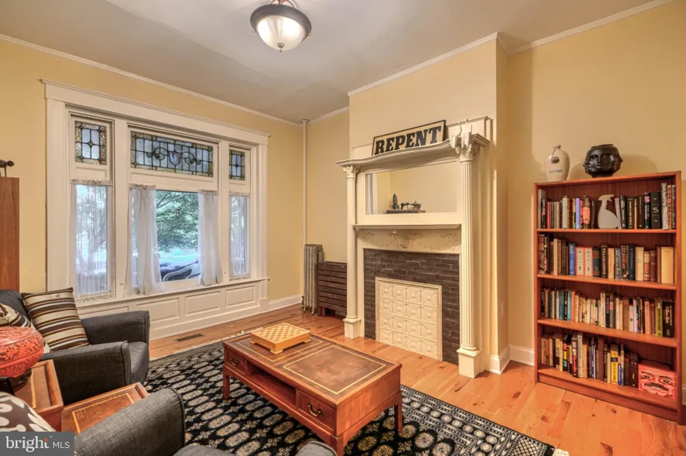 2710 CALVERT STREET Baltimore, MD 21218