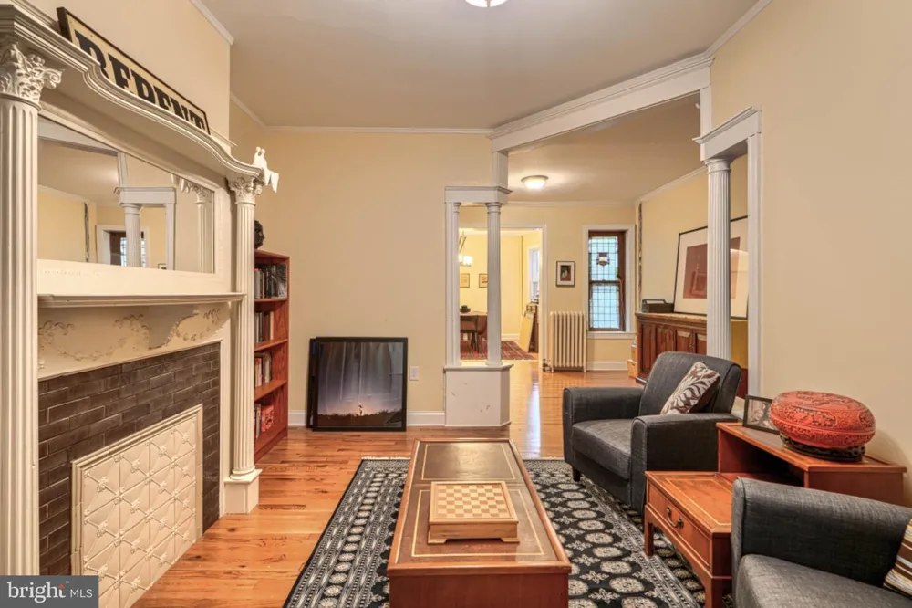 2710 CALVERT STREET Baltimore, MD 21218