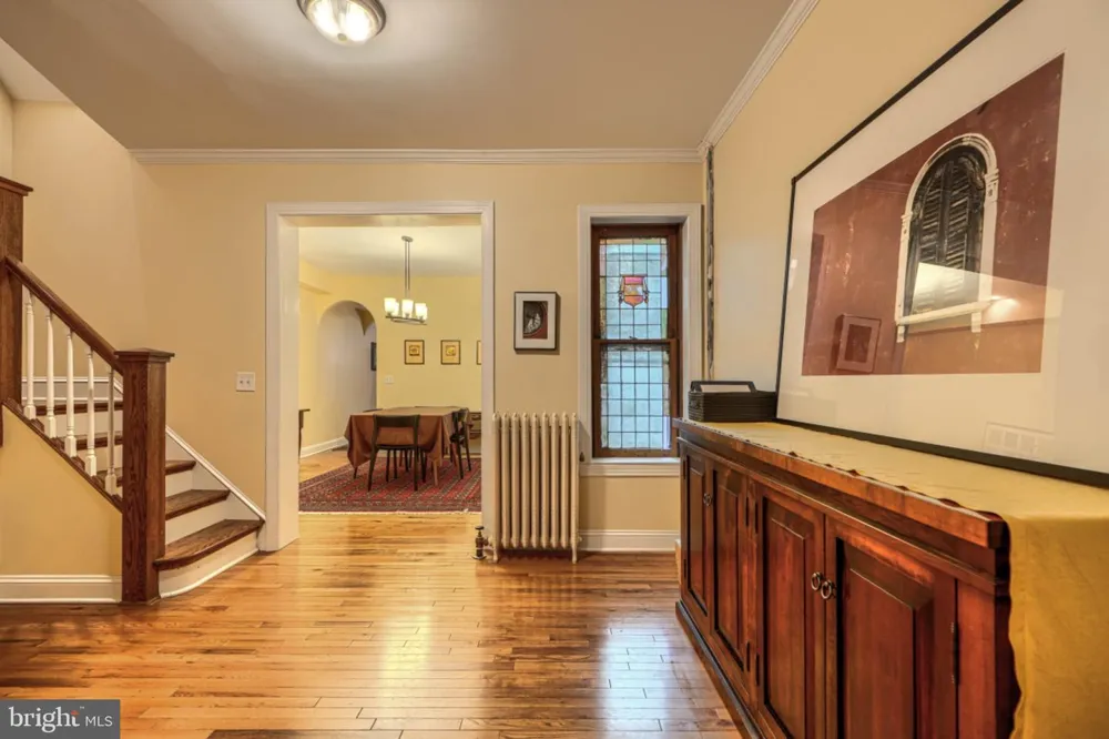 2710 CALVERT STREET Baltimore, MD 21218