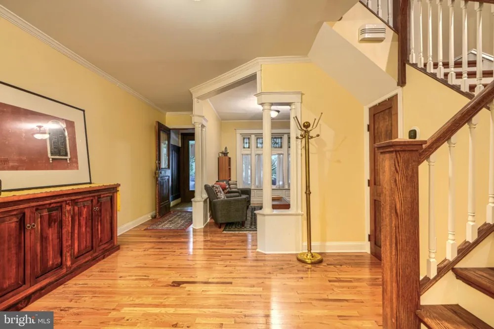 2710 CALVERT STREET Baltimore, MD 21218