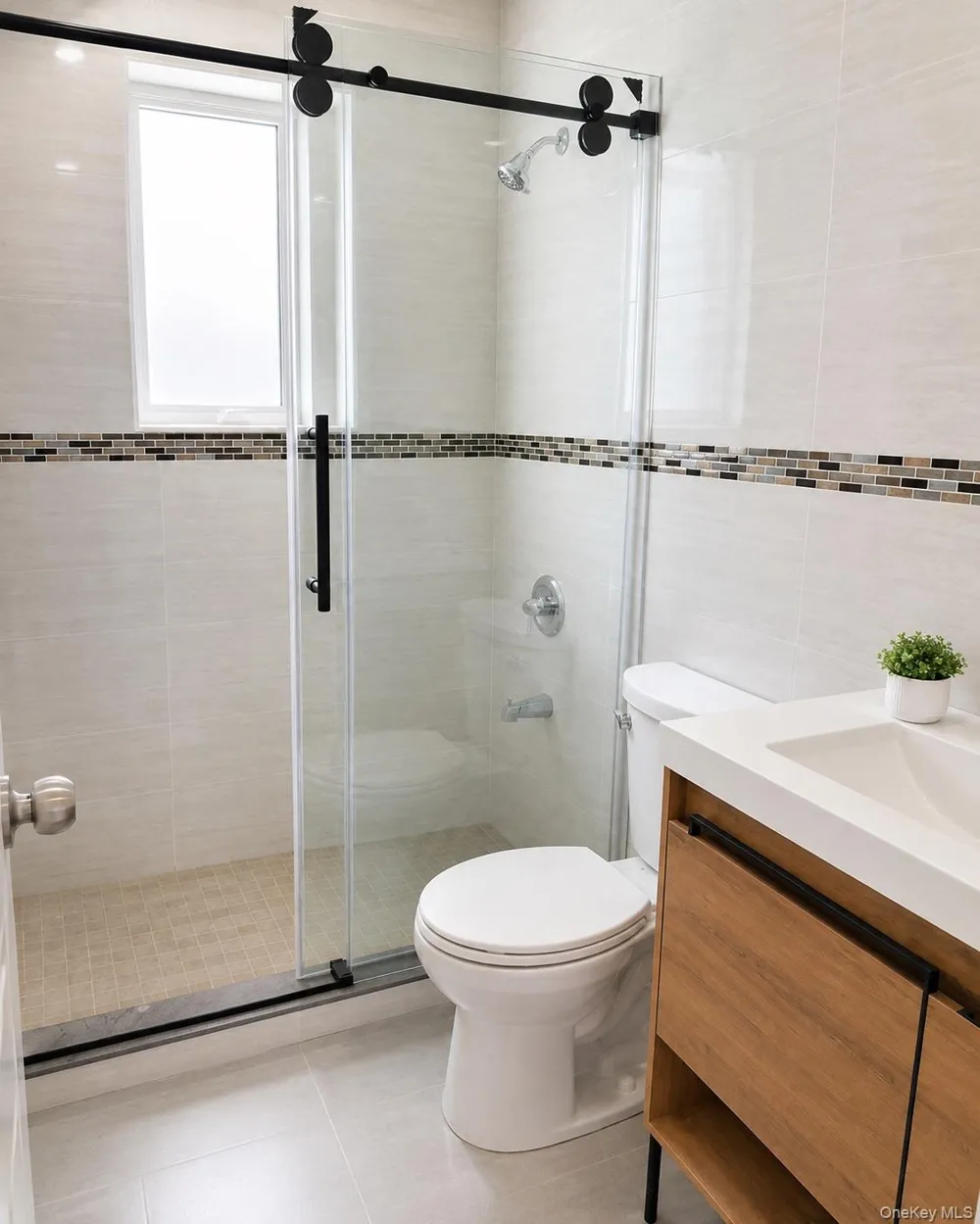5647 136th Street Flushing, NY 11355