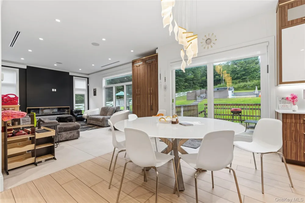 131 spook rock Road Suffern, NY 10901