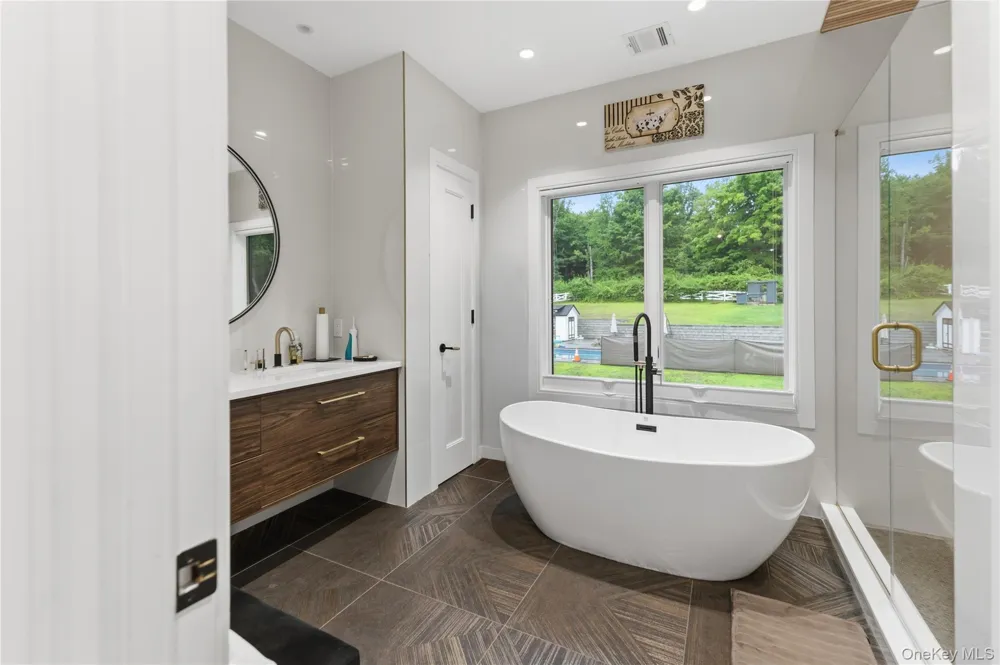 131 spook rock Road Suffern, NY 10901