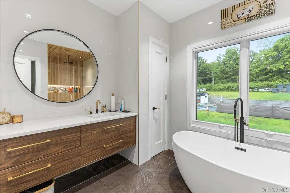 131 spook rock Road Suffern, NY 10901