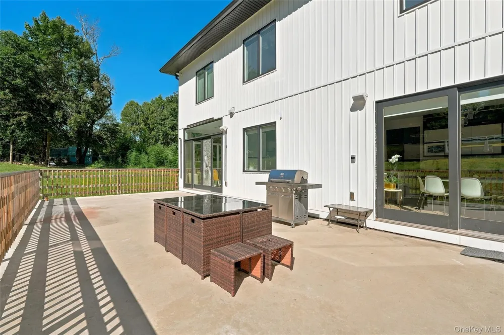 131 spook rock Road Suffern, NY 10901