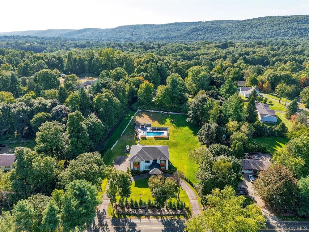 131 spook rock Road Suffern, NY 10901