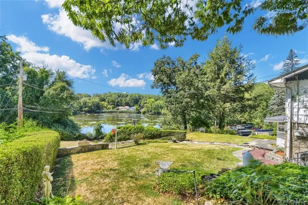 25 W Lakeshore Drive #Upper unit Carmel, NY 10512