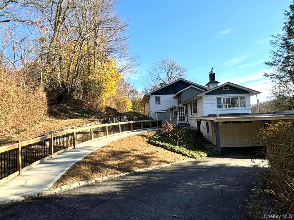 25 W Lakeshore Drive #Upper unit Carmel, NY 10512