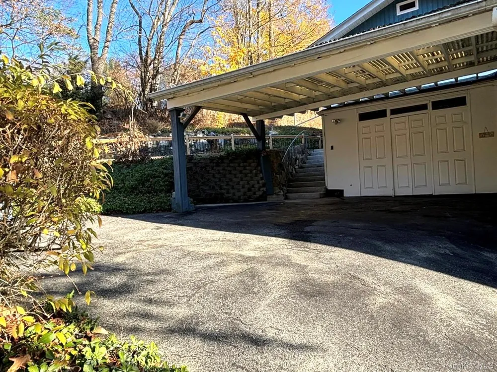 25 W Lakeshore Drive #Upper unit Carmel, NY 10512