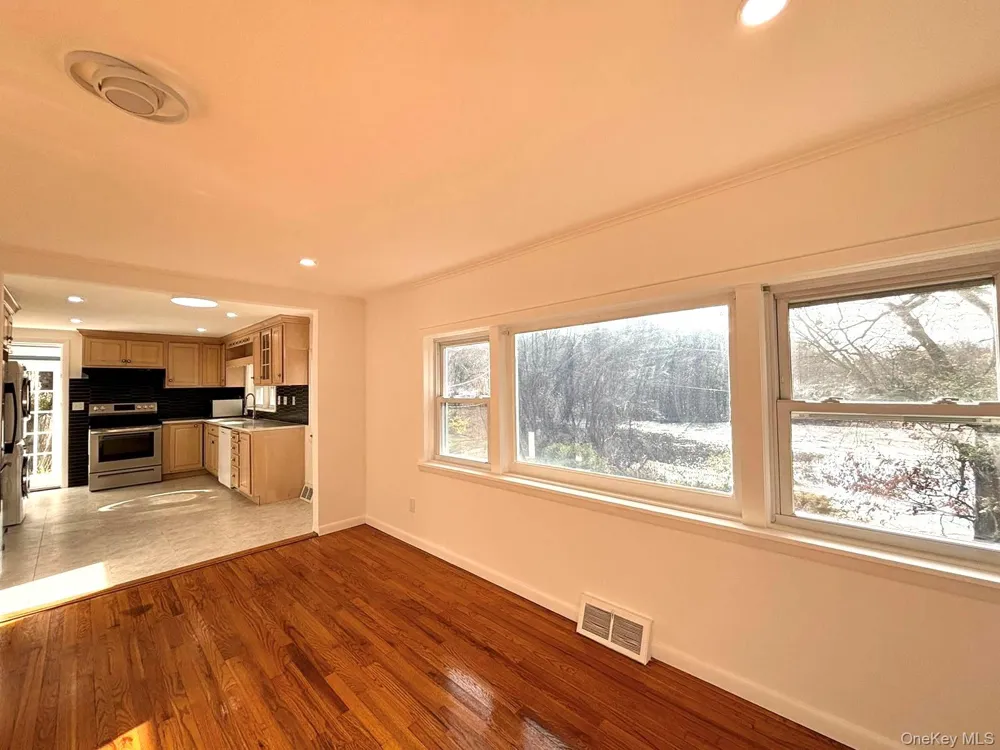 25 W Lakeshore Drive #Upper unit Carmel, NY 10512