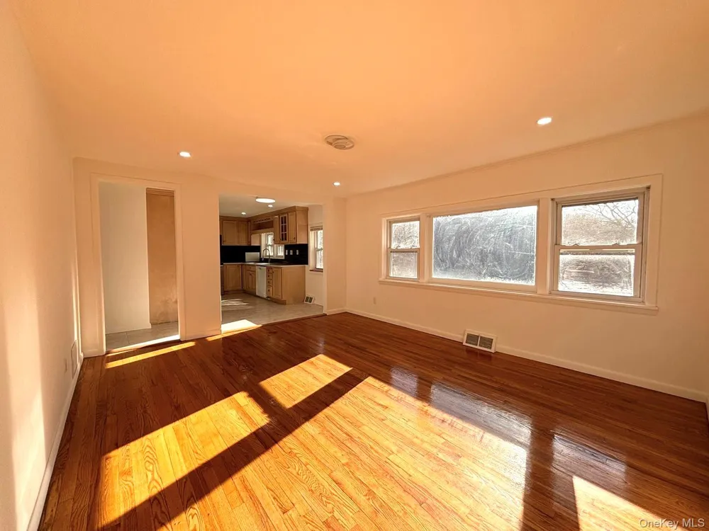 25 W Lakeshore Drive #Upper unit Carmel, NY 10512