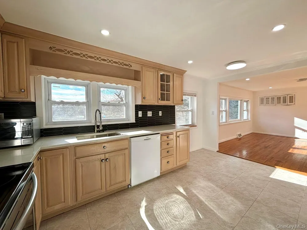 25 W Lakeshore Drive #Upper unit Carmel, NY 10512