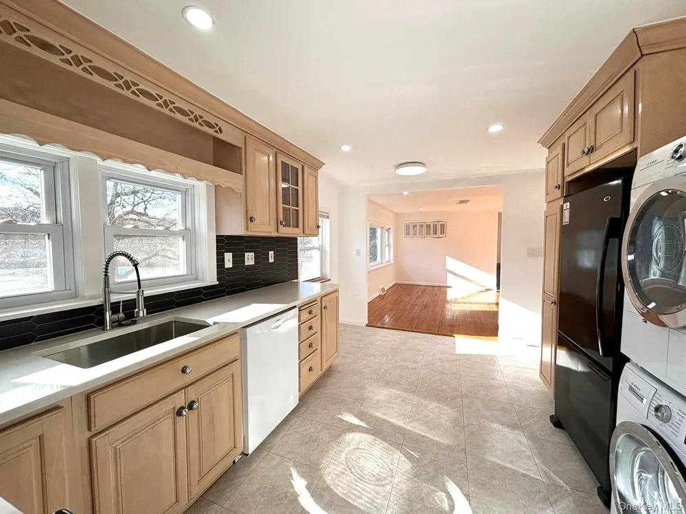 25 W Lakeshore Drive #Upper unit Carmel, NY 10512