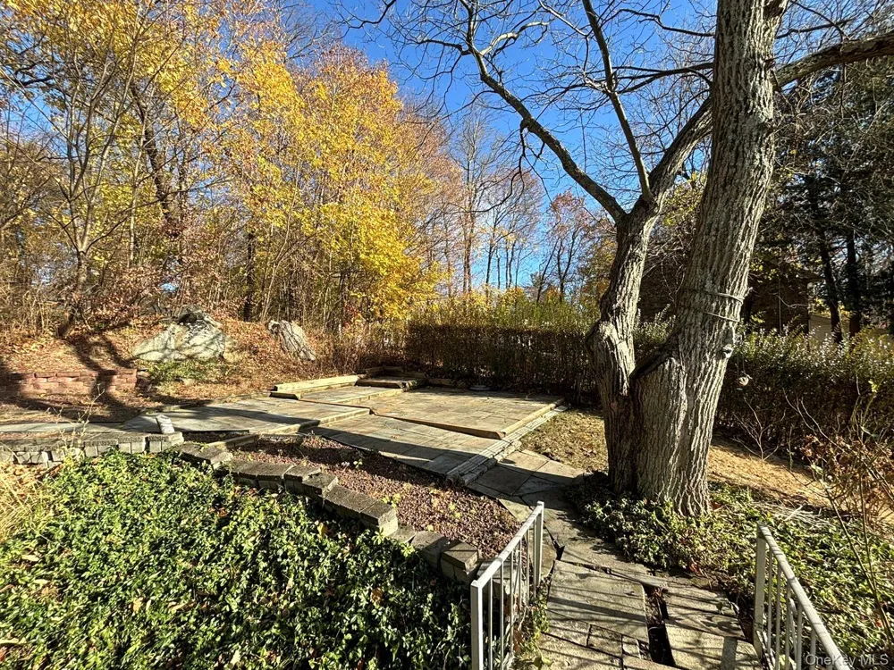 25 W Lakeshore Drive #Upper unit Carmel, NY 10512