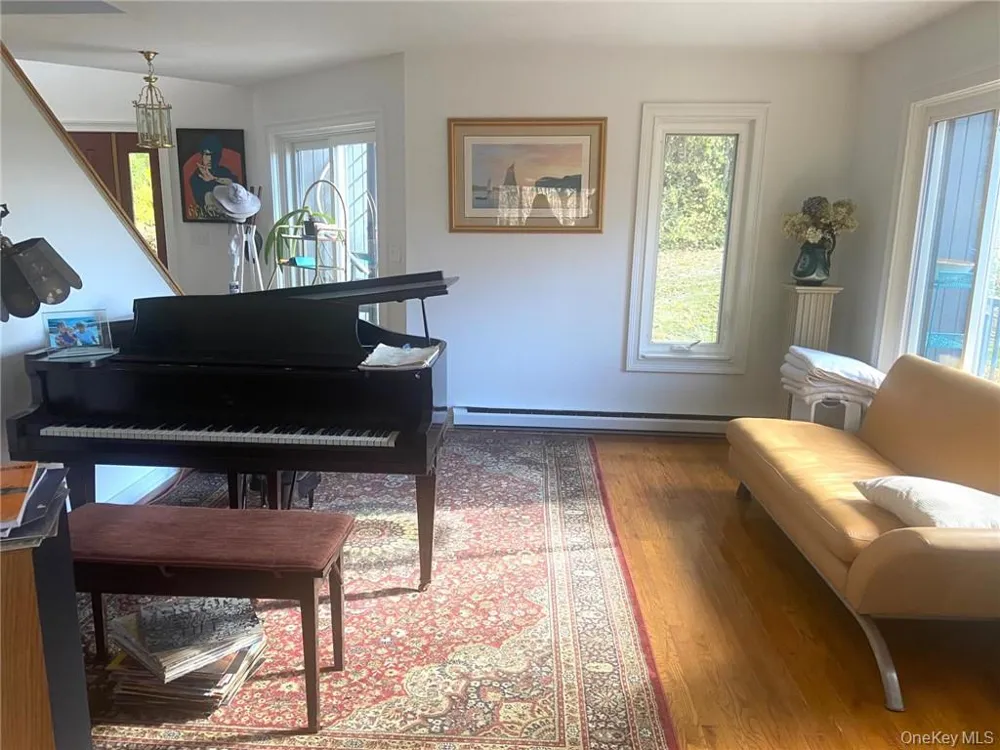 46 Patricia Lane Clinton Corners, NY 12514